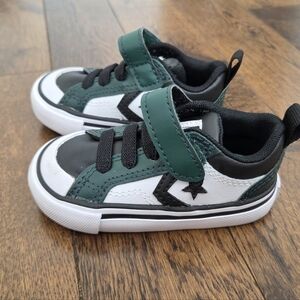 Converse Pro Blaze Baby Leather Strap Shoes in Green Envy/White/Black Size 4